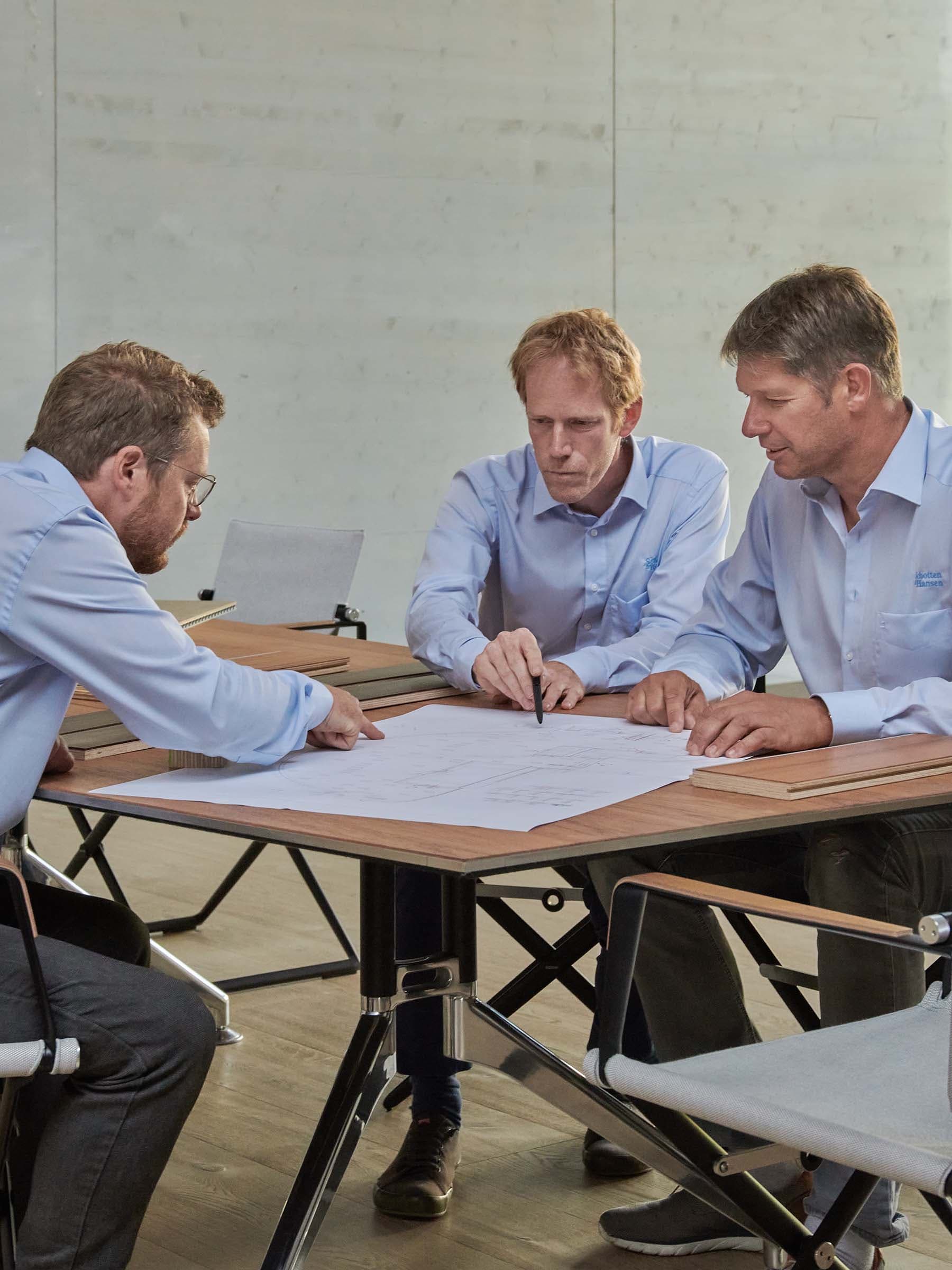 Apoyo al equipamiento interior de los yates